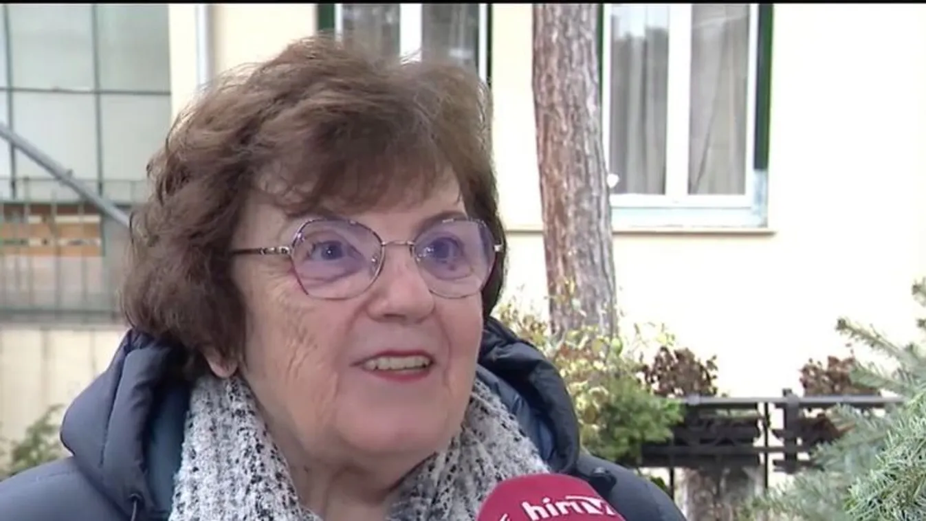 Karácsony előestéjén Magyarországon hagyományosan a családok együtt ünneplik Jézus születésének várását