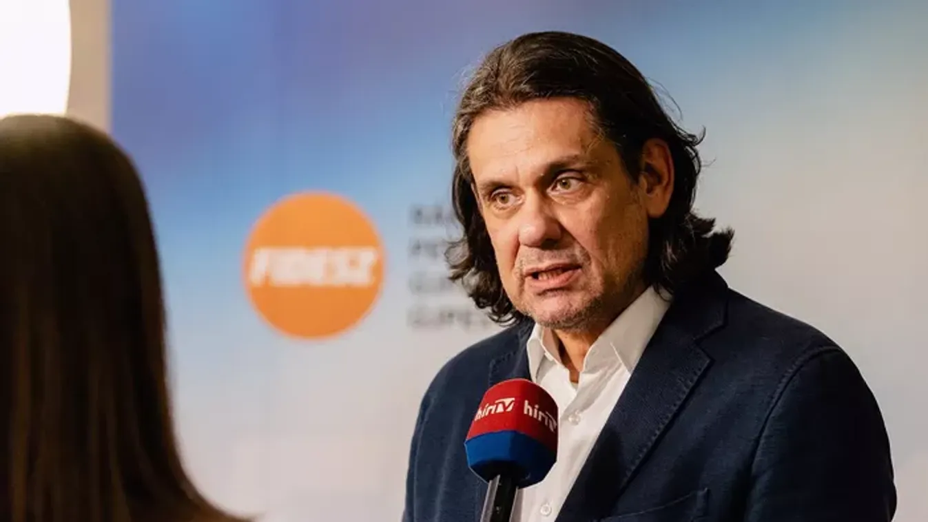 Deutsch Tamás szerint ezért kell elzavarni az Európai Bizottság elnökét