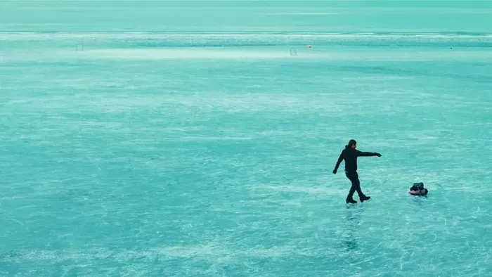 Befagyott a Balaton – Itt korcsolyázhatsz biztonságban