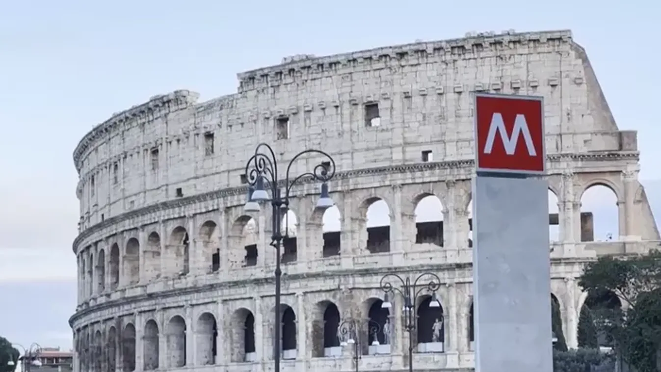 Történelmi metróállomás a Colosseumnál
