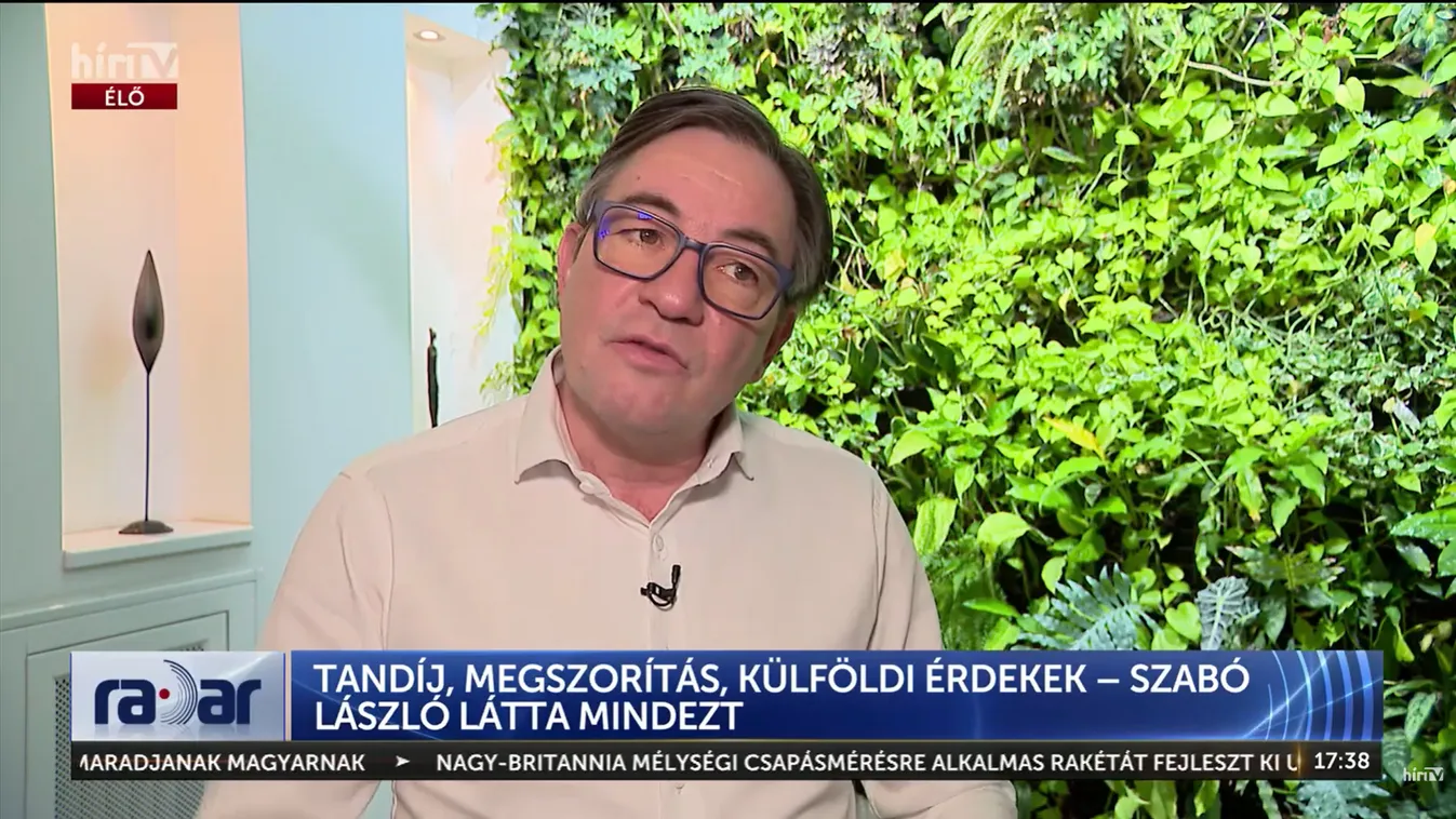 "Cigarettára többet költötök" – Így alázta meg a diákokat a baloldal pénzügyminisztere, mielőtt kifütyülték