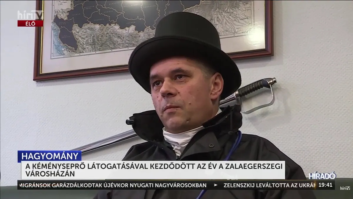 Kéményseprővel indította a 2026-os évet Zalaegerszeg polgármestere