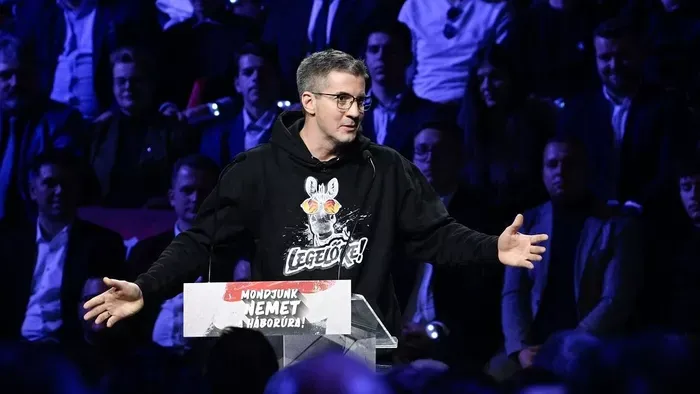 Alkoholmámorban az uniós főképviselő? – Kocsis Máté kijózanító üzente Kaja Kallasnak