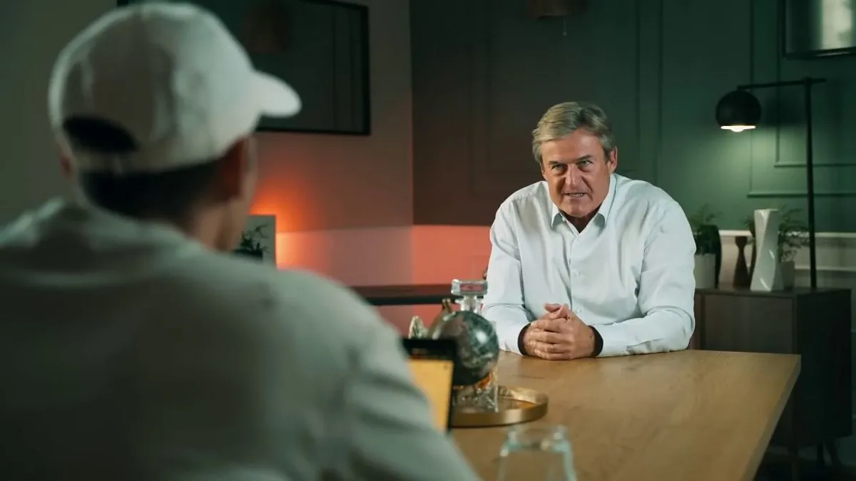 Bajnai Gordon támogatója a Tisza Párt új szakértője – Kicsoda valójában Kapitány István?”