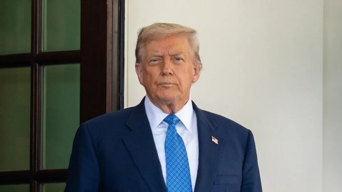 Vége a „világkormány” támogatásának: Amerika saját magára költi a milliárdjait