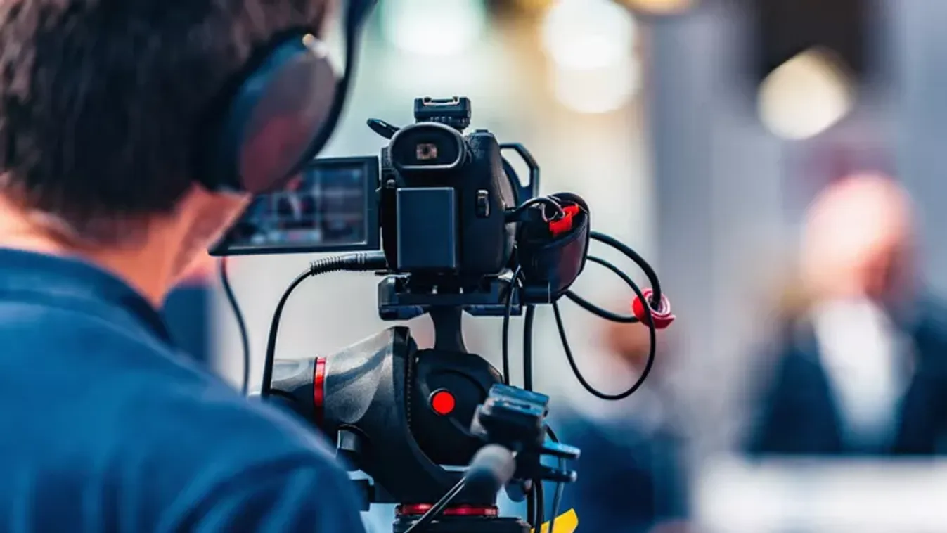 Kormányinfó és elemzés – Élőben a HírTV műsorán