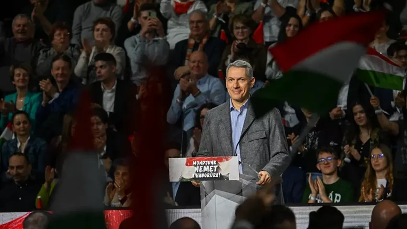 Lázár János kaposvári beszédében bocsánatot kért a cigány magyaroktól