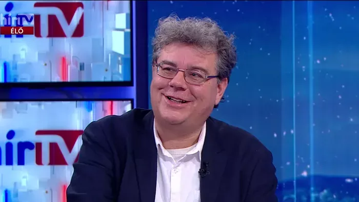 Megjelent Béky Zoltán Civil (?) a pályán című könyve a közvélemény-befolyásolásról