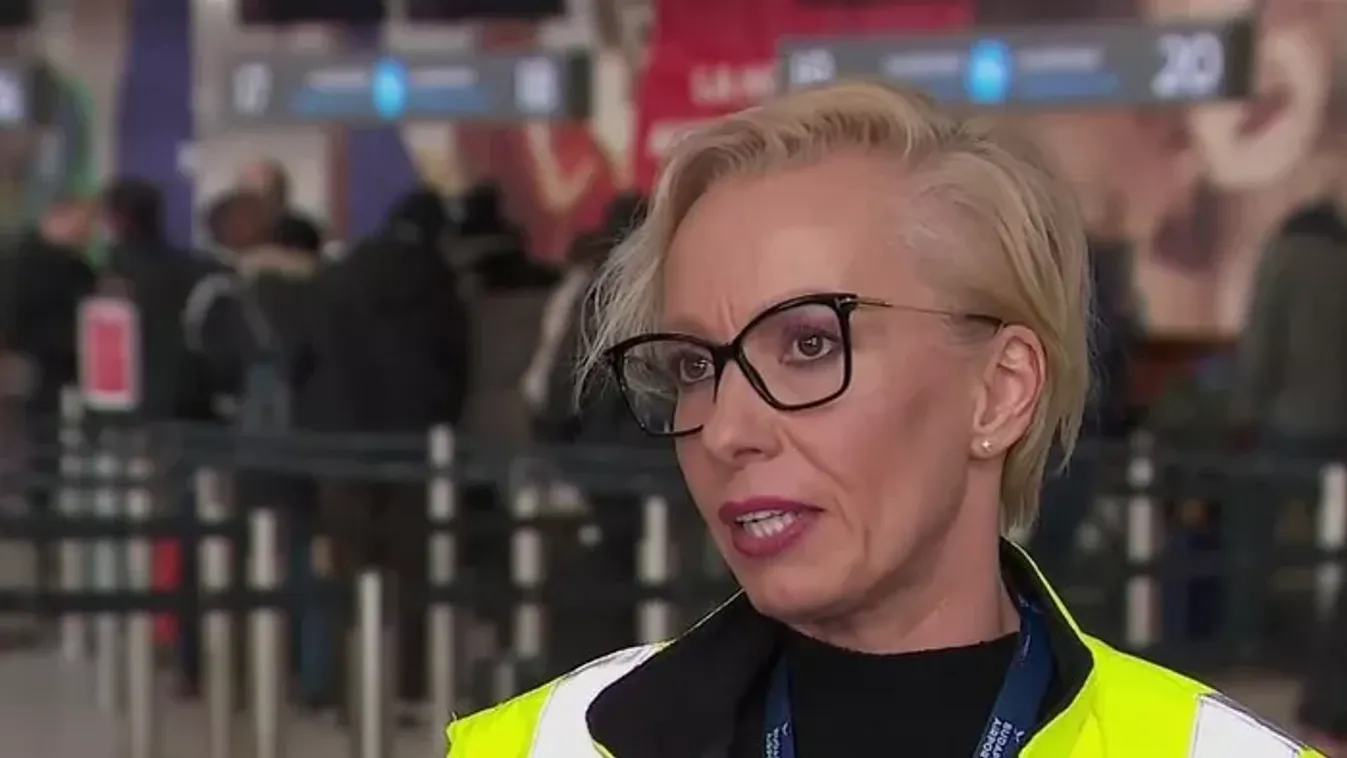 Rendkívüli, élő sajtótájékoztató a Liszt Ferenc Nemzetközi Repülőtéren