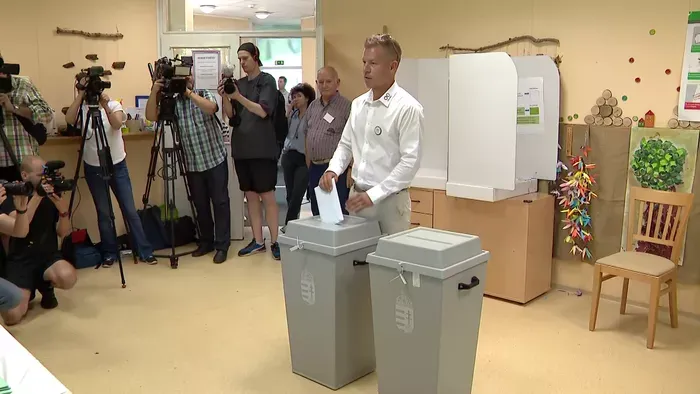 Nemet mondanak a polgármesterek a Tisza adótervezetére