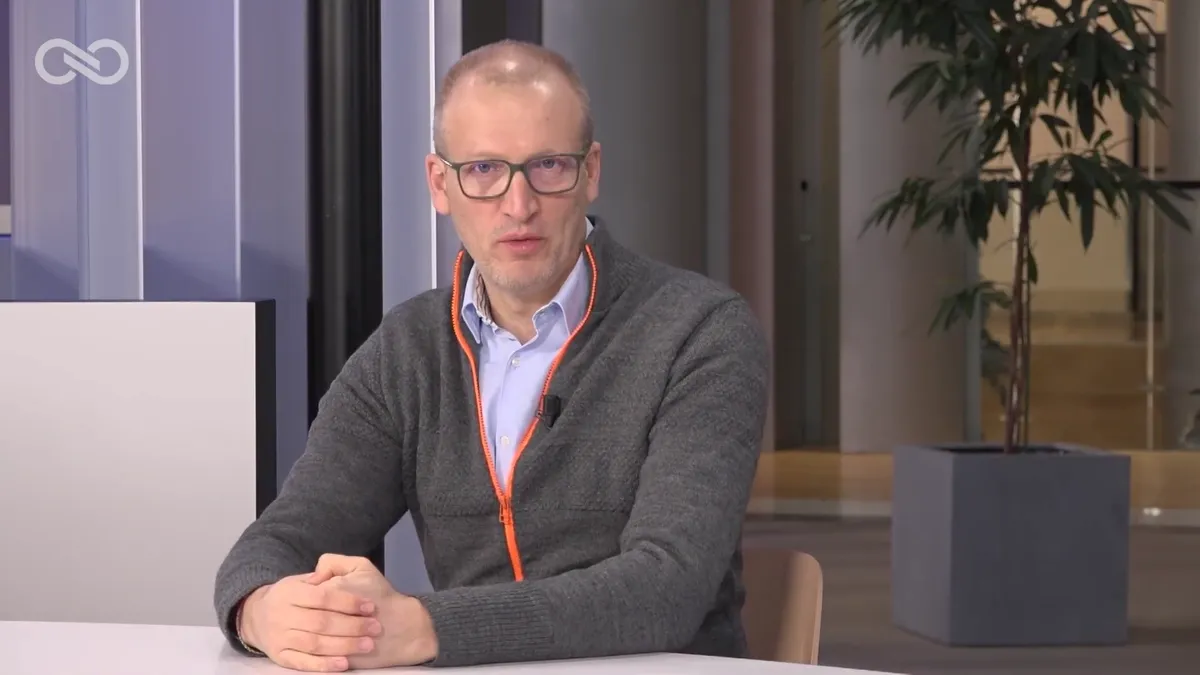 Egészen elképesztő indokkal magyarázta Tarr Zoltán, hogy miért utaztak haza Strasbourg-ból