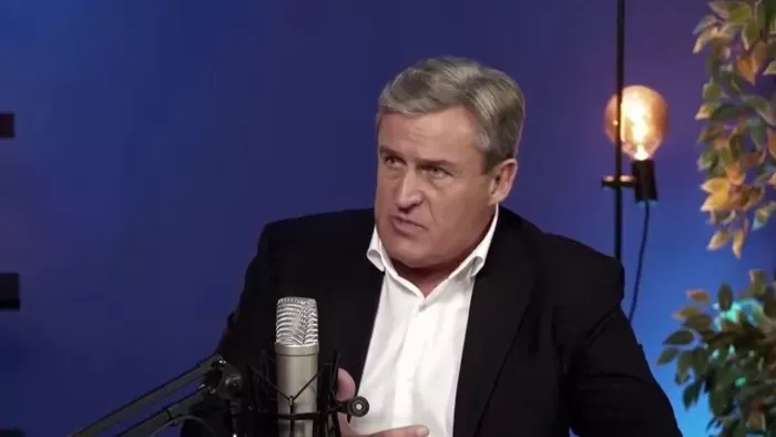 Kapitány István keményen dolgozik azon, hogy hazánk energiapolitika terén minél rosszabbul járjon