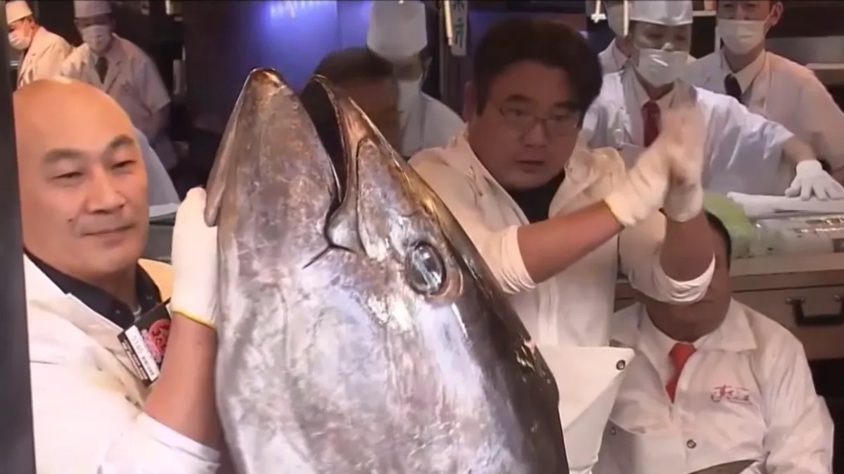 Elképesztő összegért kelt el egyetlen hal Japánban