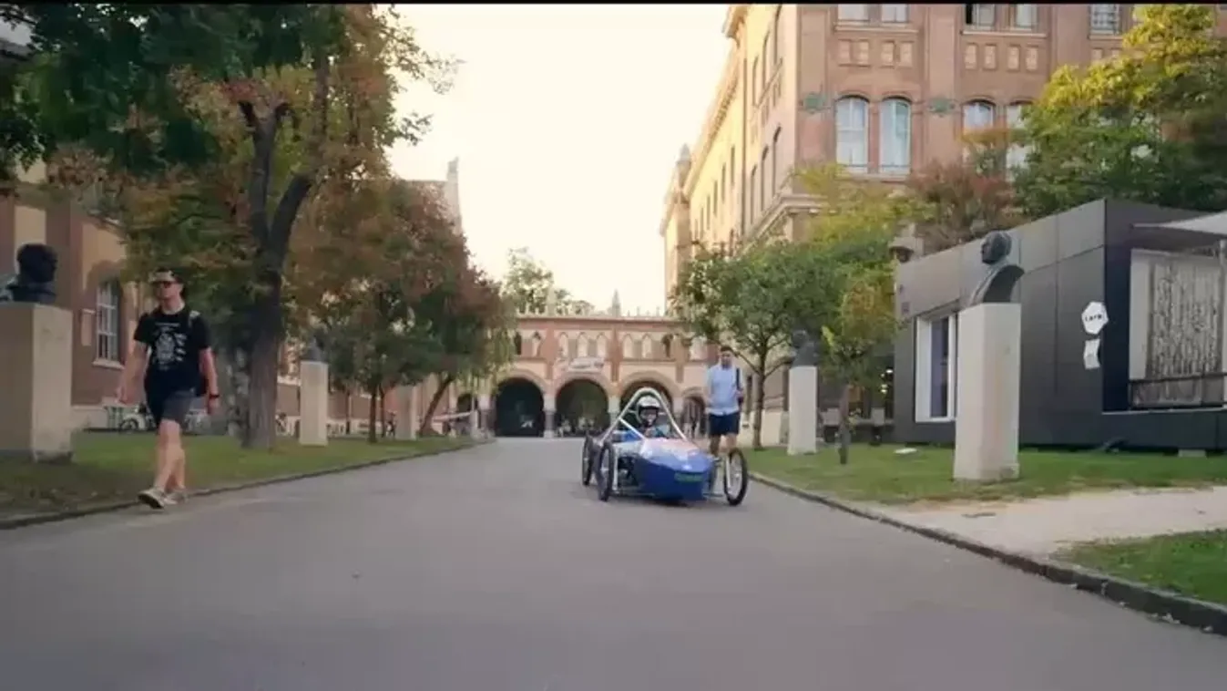 A jövő építőipara már az egyetemi padban kezdődik - és ma már a cégek is ott ülnek mellette