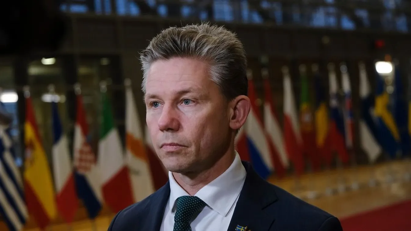 Ezért tart a svéd vezetés az orosz–ukrán fegyvernyugvástól