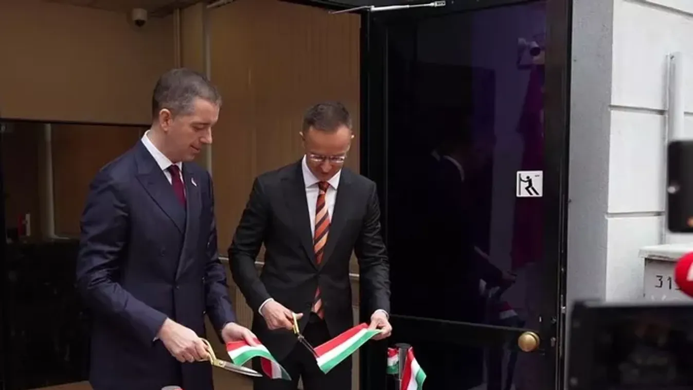 Elmélyülés a diplomáciában