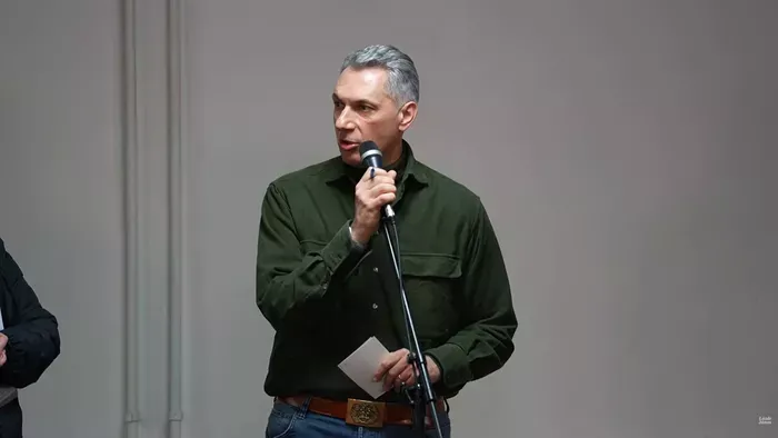 Magyar Péter eltitkolt dubaji ingatlanjáról rántotta le a leplet Lázár János