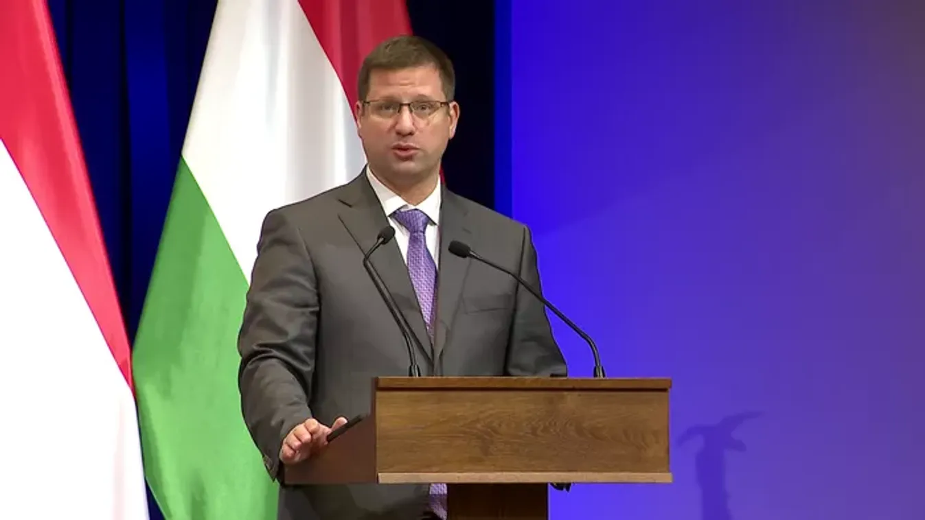Gulyás Gergely: a 20 pontos ukrán tervben a 2027. január elsejei ukrán csatlakozás szerepel