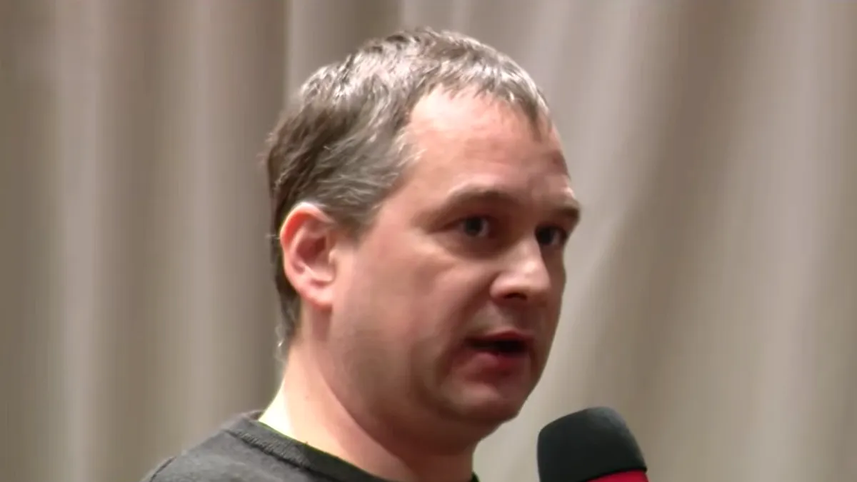 Újra és újra ugyanazt a mantrát ismételgette a balliberális Telex riportere