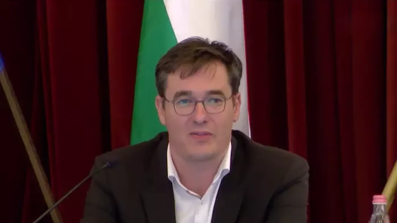 Pride-tüntetés megszervezése kitüntetéssel díjazandó a baloldalon