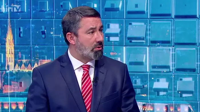 Íme, a magyarázat Magyar Péter és a tiszások strasbourgi megfutamodására