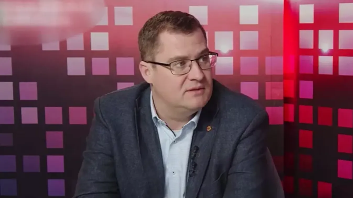 Az ellenzék a rezsicsökkentés miatt támadja Orbán Viktort