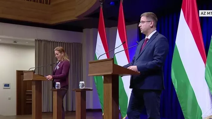 Kormányinfó és elemzés - Élő közvetítés