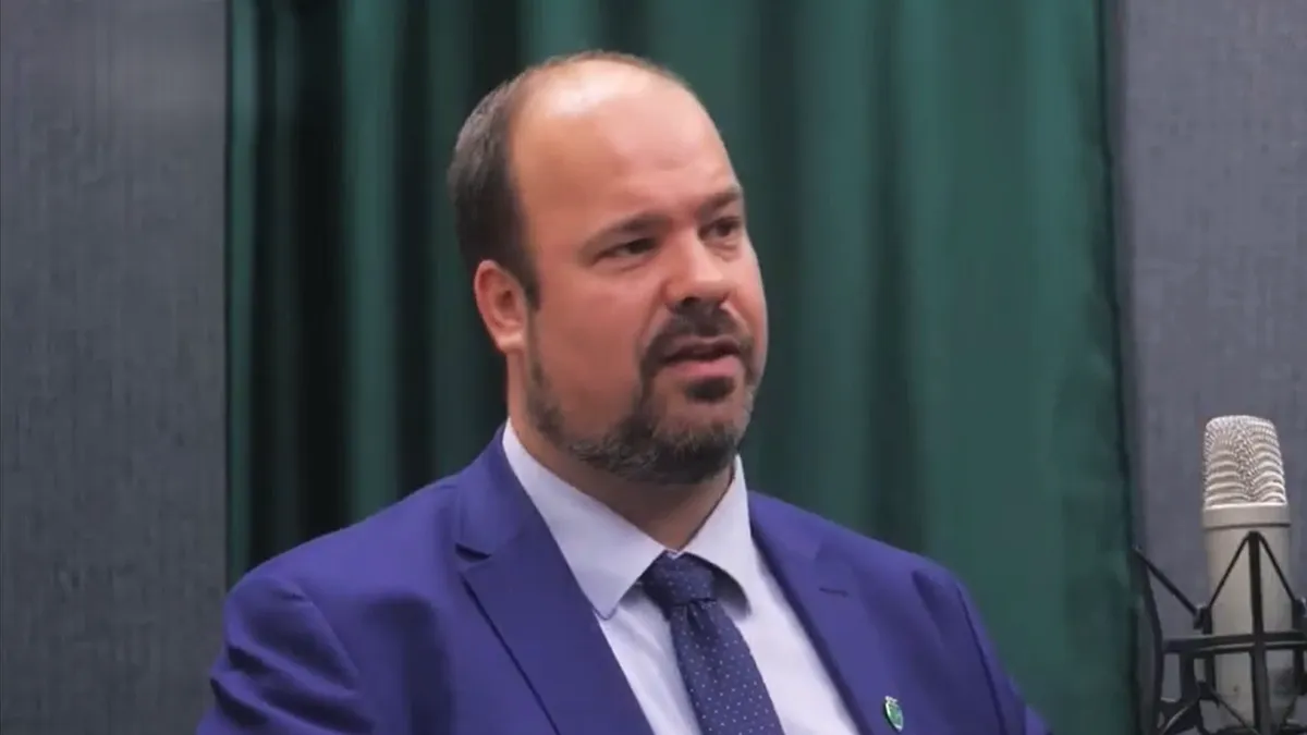 Kétes zuglói üzelmekről tárgyalnak egy kiszivárgott hangfelvételen