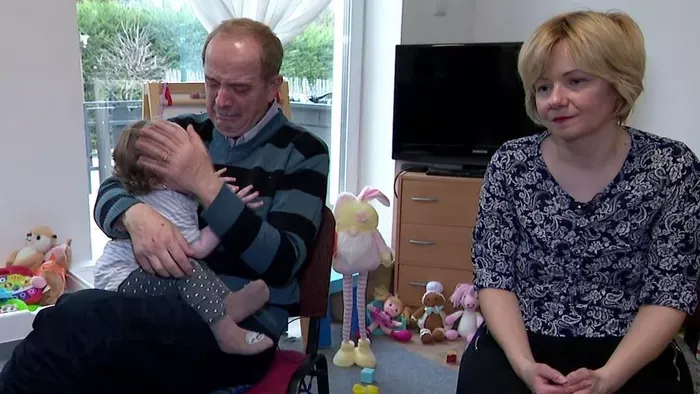 Az 5 éves Ádám jövője egy különleges műtéten múlik