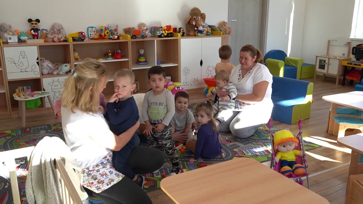 Országos program indult: így kezelnék profin a kríziseket a bölcsődékben