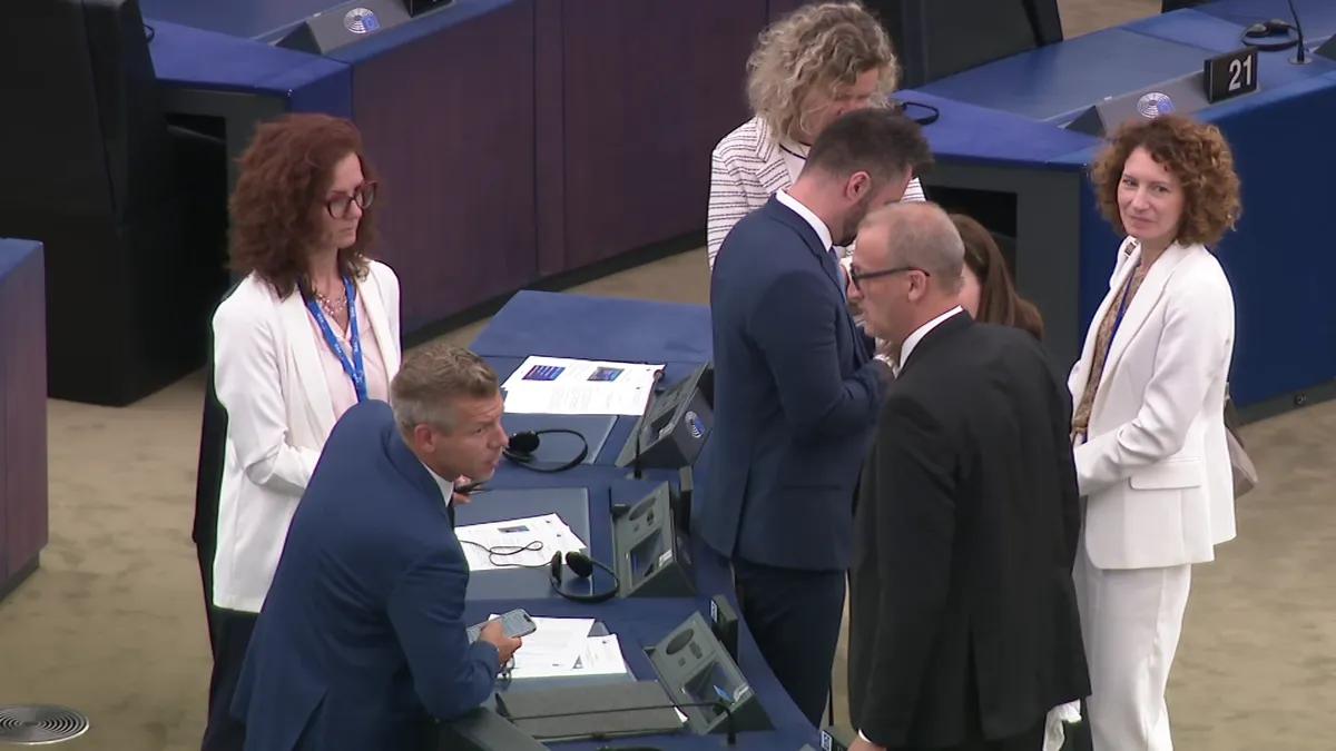 Magyar Péterék tagadják, de egy volt vezető elismerte: létezik a terv