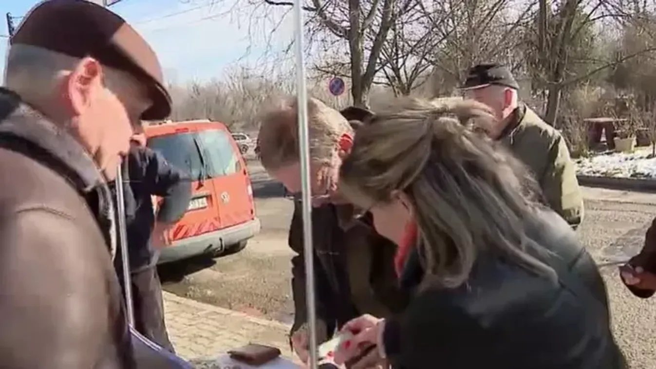 A Fidesz az aláírásgyűjtés során fölényes győzelmet aratott a Tisza Párt felett