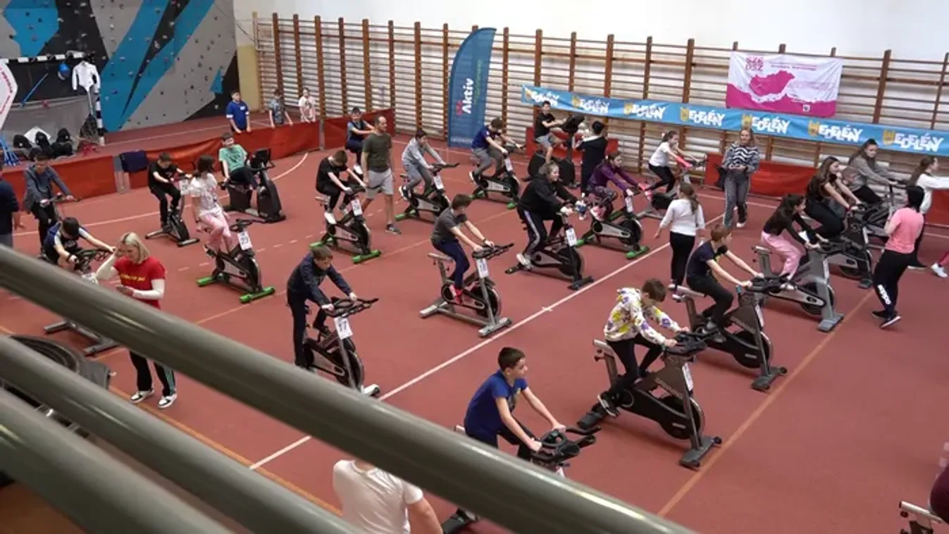 6300 kilométer, egy cél: így hódította meg az országot a beltéri tekerés!