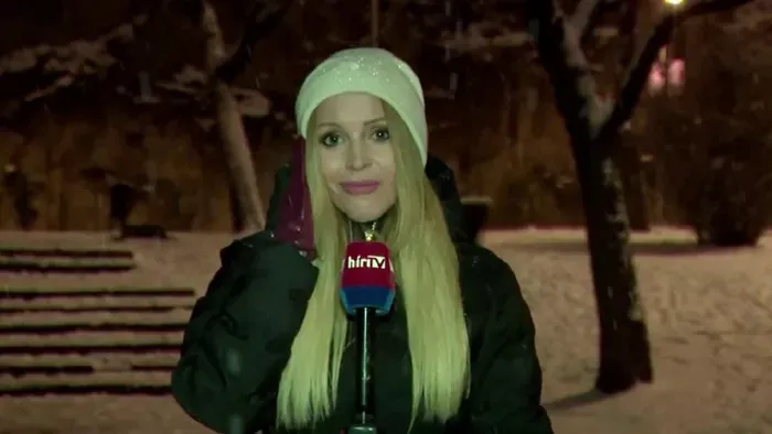 Centiméterekben mérhető haladás – Élőben a budapesti hókáoszról