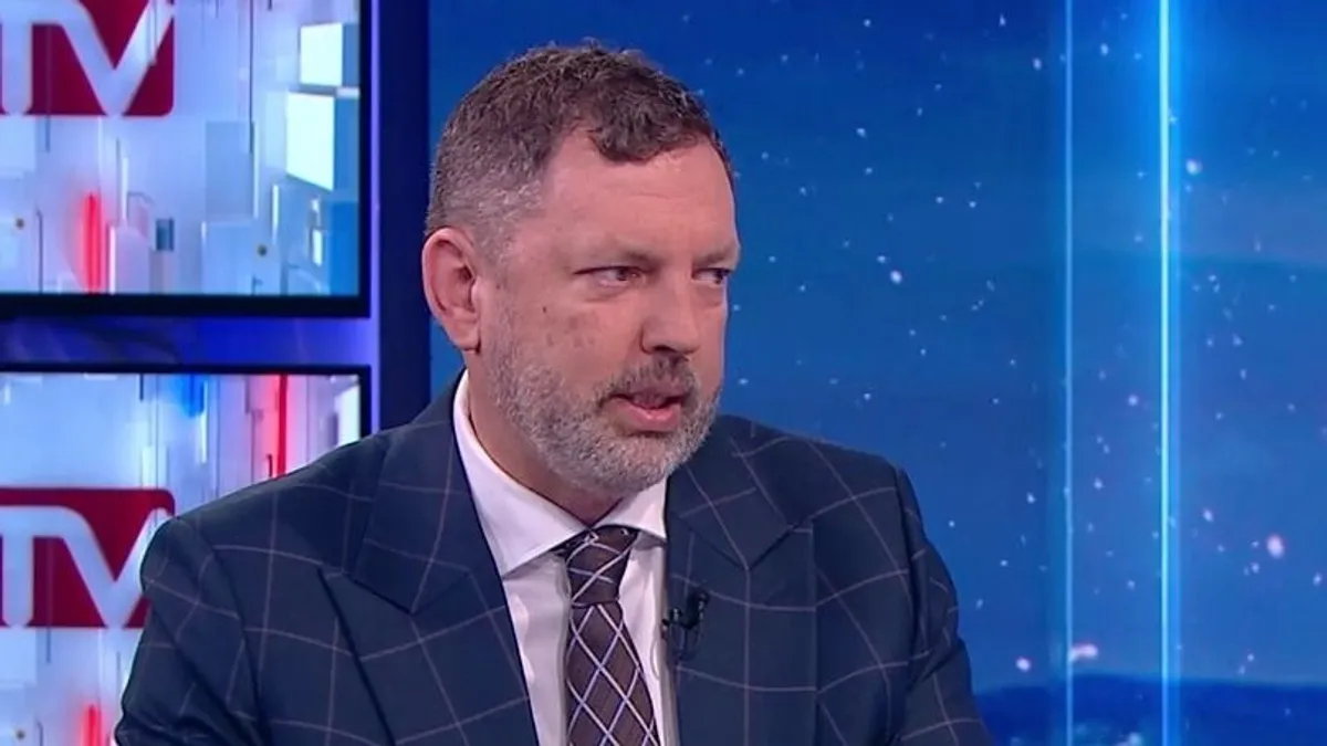 A tervek szerint villamossínre terelik a kocsikat az átépítés után a Mester utcában