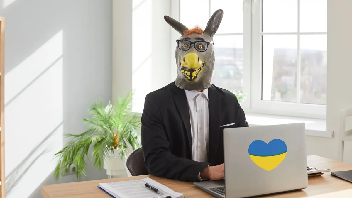 A koldus pofozkodna? Zelenszkij megmutatta igazi arcát: pénzt követel, cserébe pofont ígér