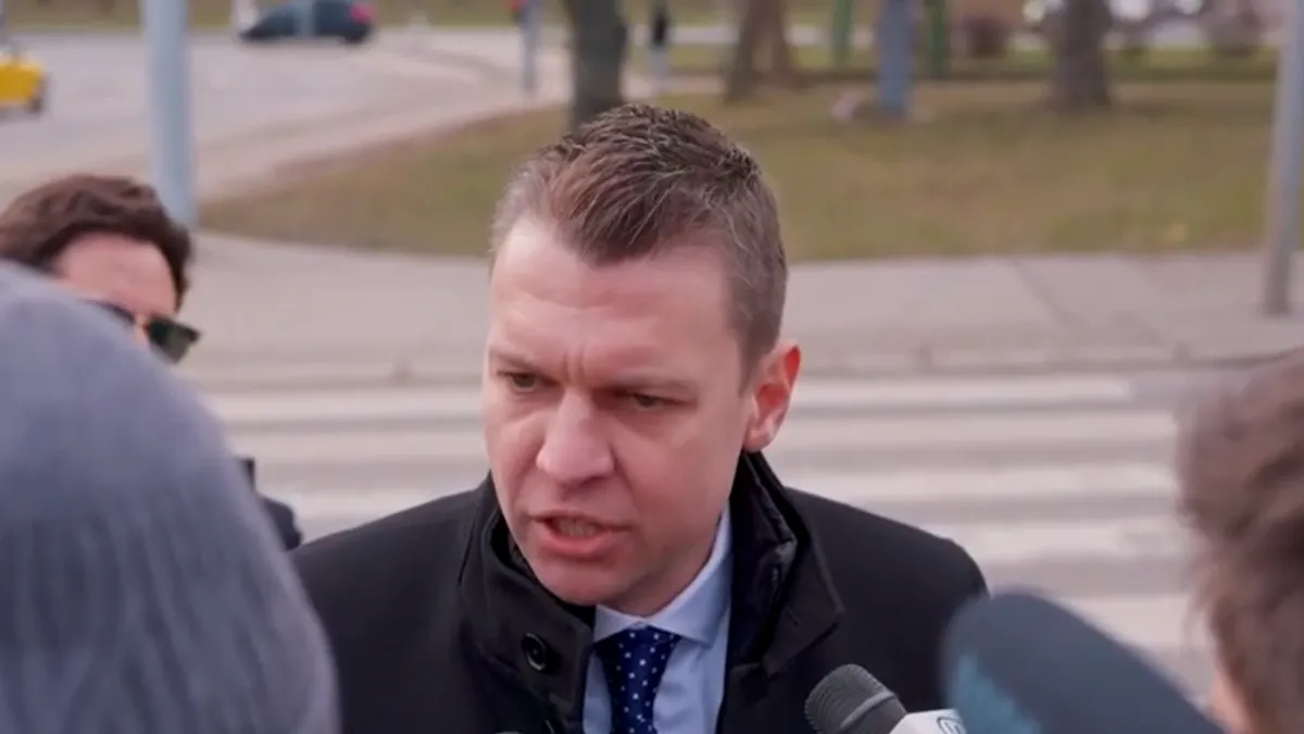 Pengeéles szócsatát vívott Menczer Tamás a baloldali sajtó képviselőivel az újabb Magyar-botrány után