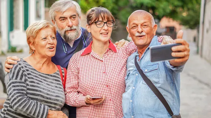 Európa irigykedik: Megérkezett a 14. havi nyugdíj