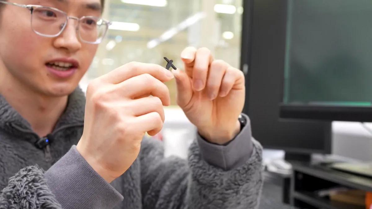 Brit tudósok kifejlesztettek egy alakváltó robotot