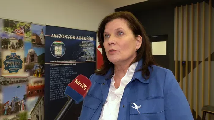 A békéért emelték fel hangjukat az asszonyok Sátoraljaújhelyen