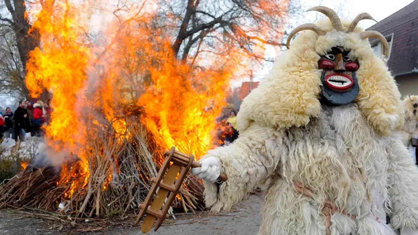 „Jobban várják, mint a karácsonyt!” – Megmozdult a föld Mohácson: Világszenzáció lett a magyar busójárásból!