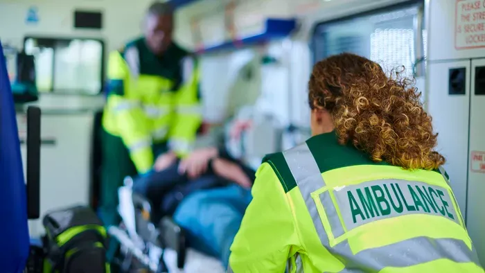 Meglestük, hogyan szüntetik meg a évtizedes derékfájást Dr. Stogicza Ágnes klinikáján