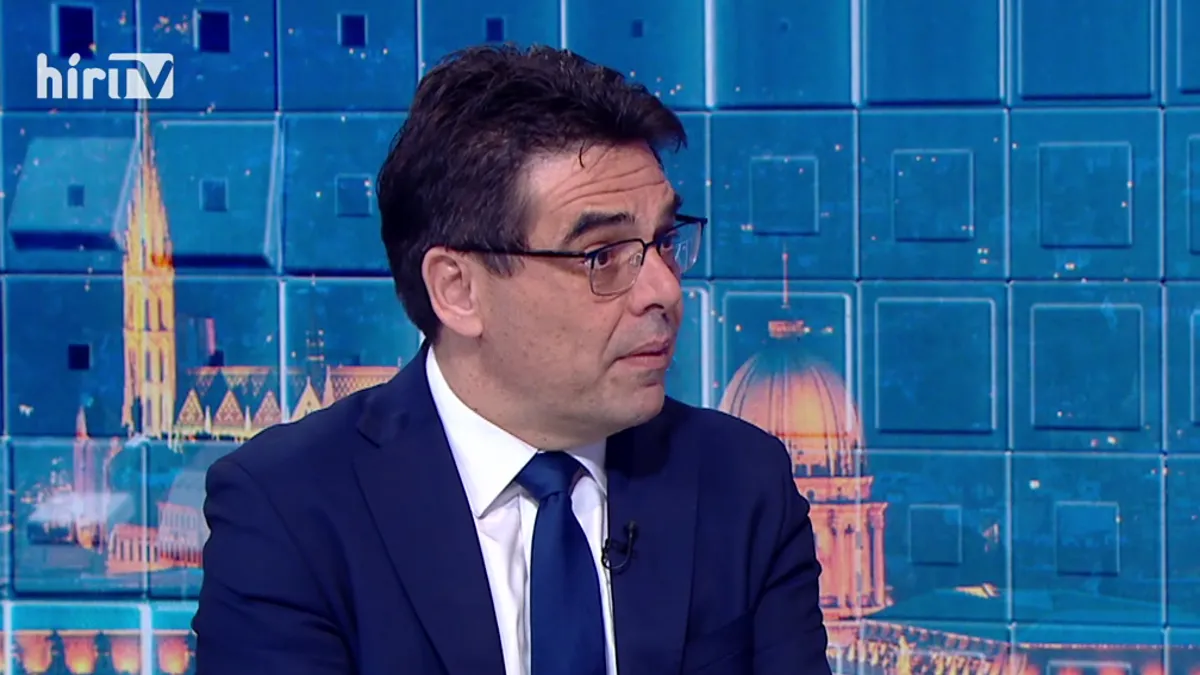 „A DK el fog tűnni a magyar közéletből” – az államtitkár kemény jóslata