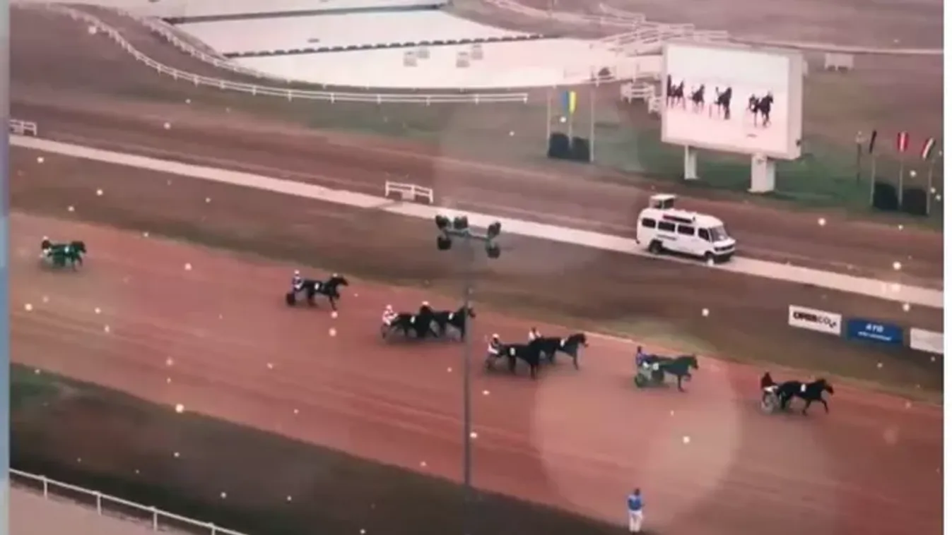 Ügetőfarsang a Kincsem Parkban