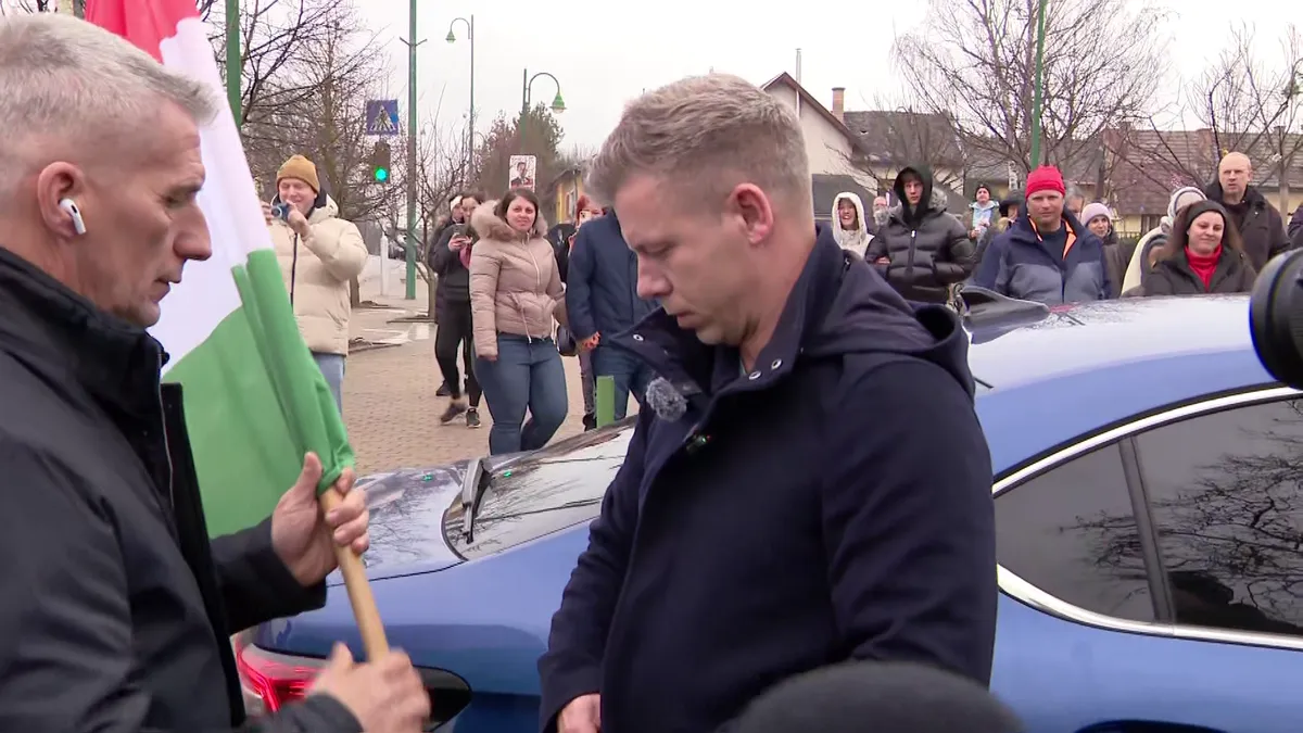 Kínos hallgatás: Magyar Péter válasz nélkül hagyta a HírTV kérdéseit