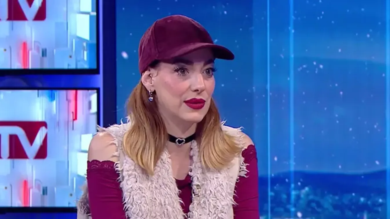 Akusztikus koncerttel várja a közönséget Horányi Juli február 16-én a Várkert Bazárban