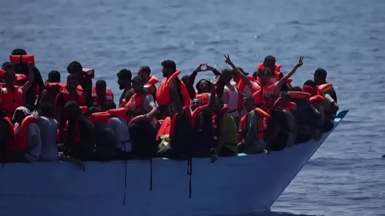 Az olasz kormány hadat üzent az NGO-hajóknak és az embercsempész-hálózatoknak