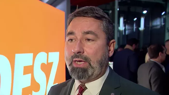 Erős üzenetet küldhetünk Brüsszel és Kijev számára