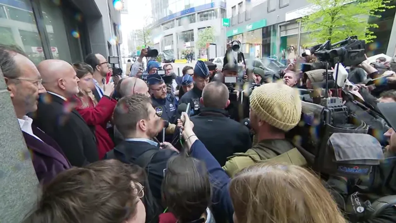 Nagy pofon a liberális elitnek: kimondta a bíróság, hogy nem lehet elhallgattatni a jobboldalt