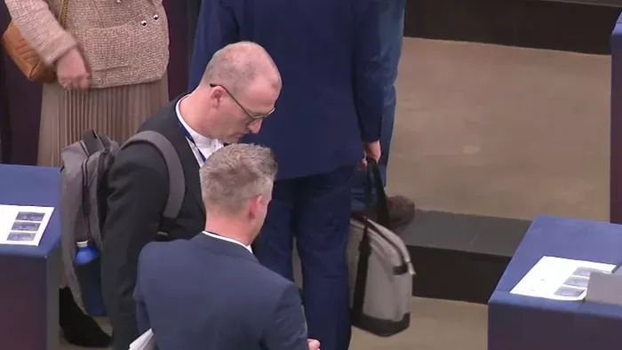 Kifecsegték Magyar Péter titkát